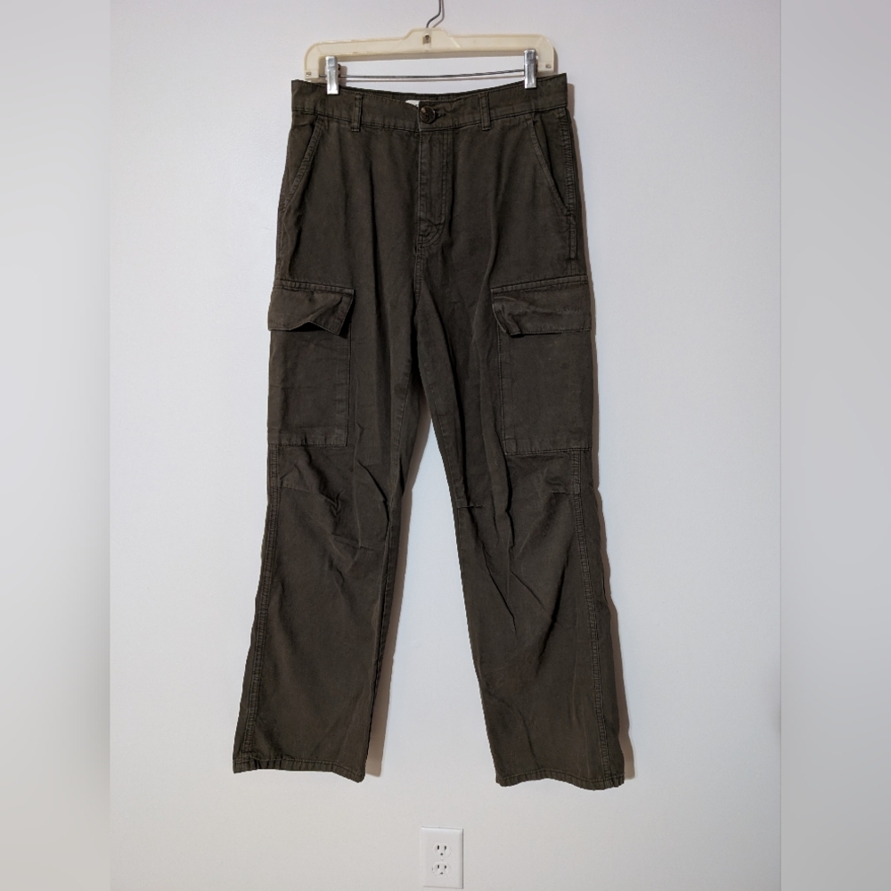 Zara Women's Olive Cargo Pants